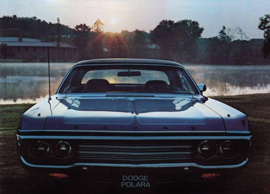  Dodge Polara Brougham Hardtop Sedan 1971 года  (фото 2 из 5)